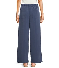 Evolutionary Solid Pull-On Mid Rise Wide Leg Pants