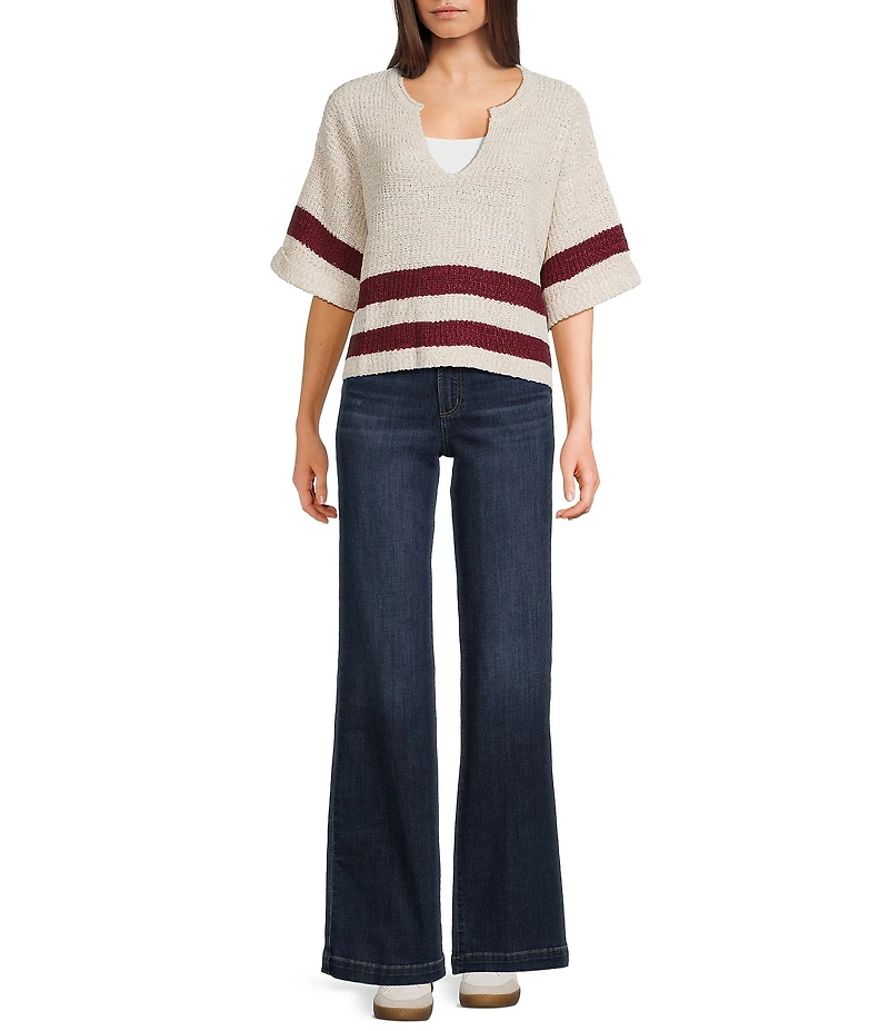 Evolutionary Split V-Neck Short Sleeve Sweater