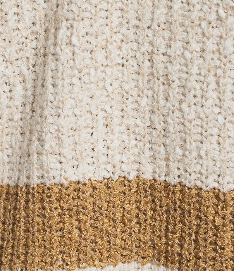 Evolutionary Split V-Neck Short Sleeve Sweater