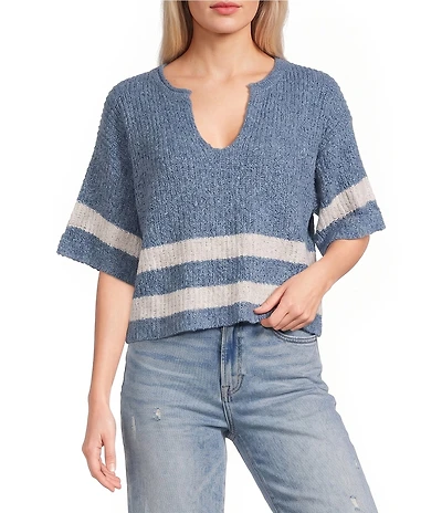 Evolutionary Split V-Neck Short Sleeve Sweater