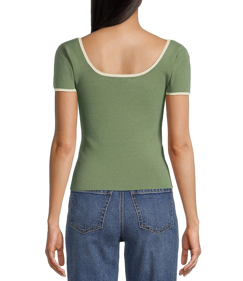 Evolutionary V-Neck Short Sleeve Sweater Top