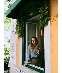 Faherty Chambray Woven Spread Collar Long Sleeve Button Front Shirt