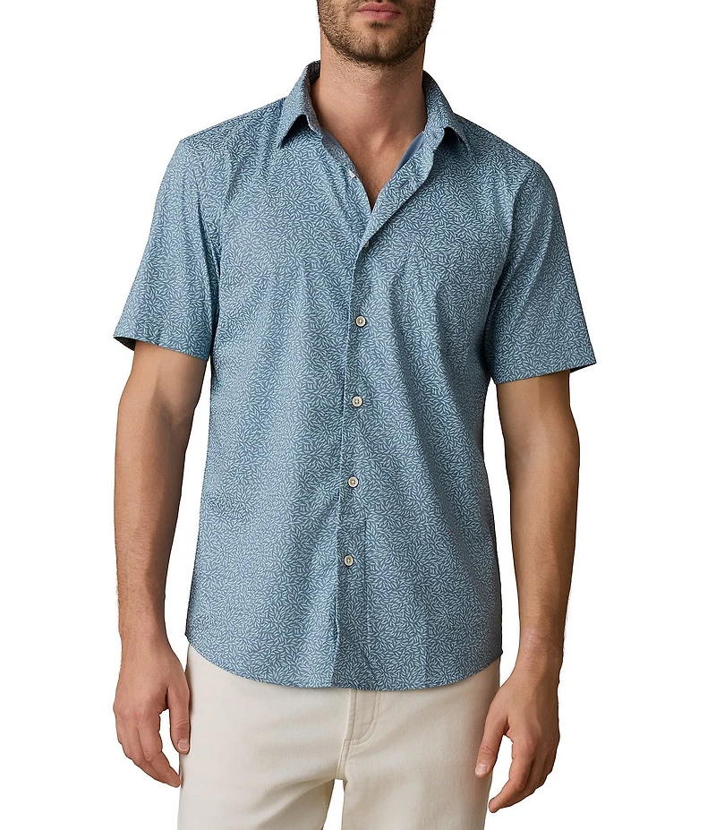 Faherty Movement Foliage Print Short Sleeve Woven Shirt