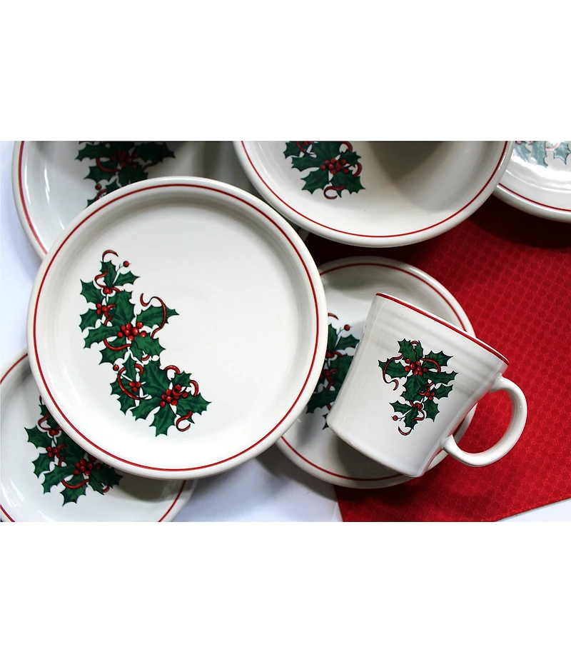 Fiesta Christmas Holly and Ribbon Tapered Mug