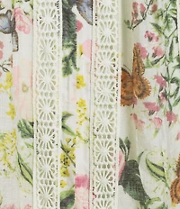 Figueroa & Flower Petite Size Paris Woven Printed Lace Detail Scoop Neck 3/4 Sleeve Blouse