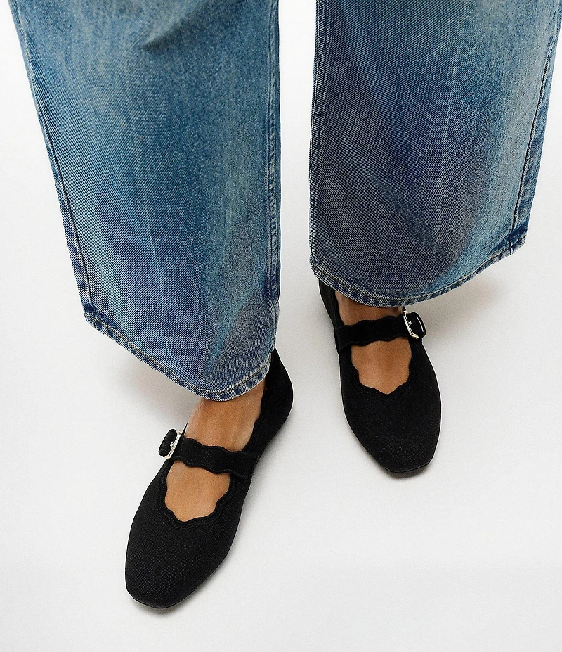 FitFlop Delicato Wave-Edge Canvas Mary Jane Ballet Flats