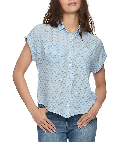 Flag And Anthem Calera Ditsy Floral Printed Short Sleeve Woven Blouse