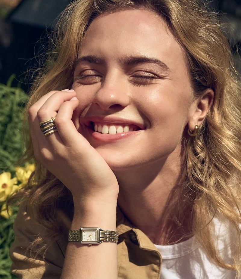 Fossil Women's Raquel Quartz Three-Hand Stainless Steel Bracelet Watch