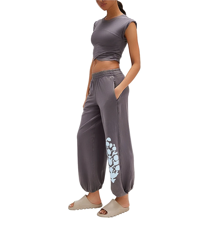 FP Movement Hot Shot Logo Crew Neck Short Sleeve Crossover Hem Set