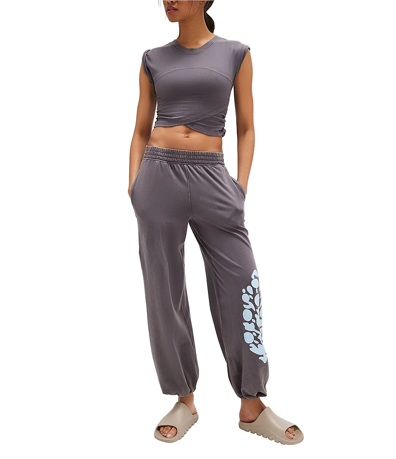 FP Movement Hot Shot Logo Crew Neck Short Sleeve Crossover Hem Set