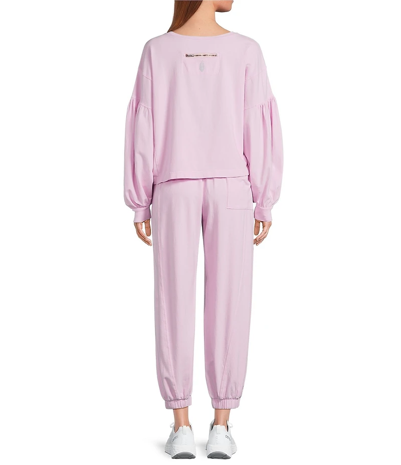 FP Movement Hot Shot Recovery Crew Neck Long Sleeve Top and Mid-Rise Ankle Length Jogger Pant Two-Piece Set