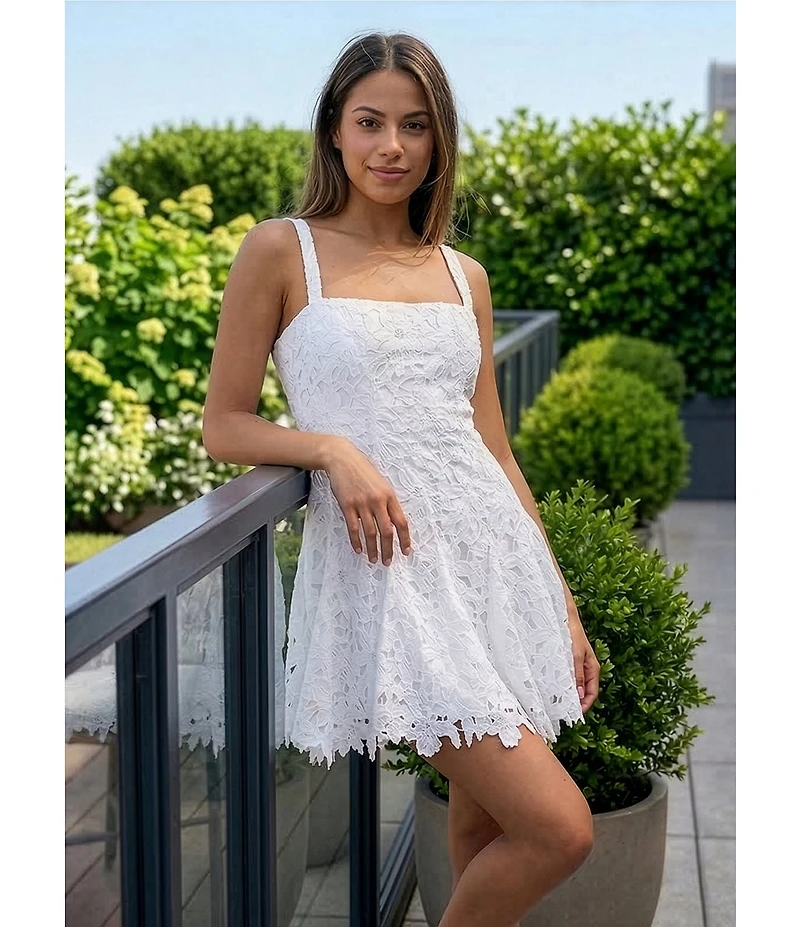 Gianni Bini Alice Floral Eyelet Square Neck Sleeveless A-Line Dress