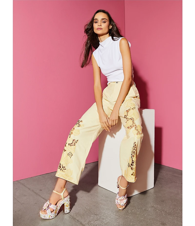 Gianni Bini Flora Embroidered High Rise Straight Leg Barrel Jeans