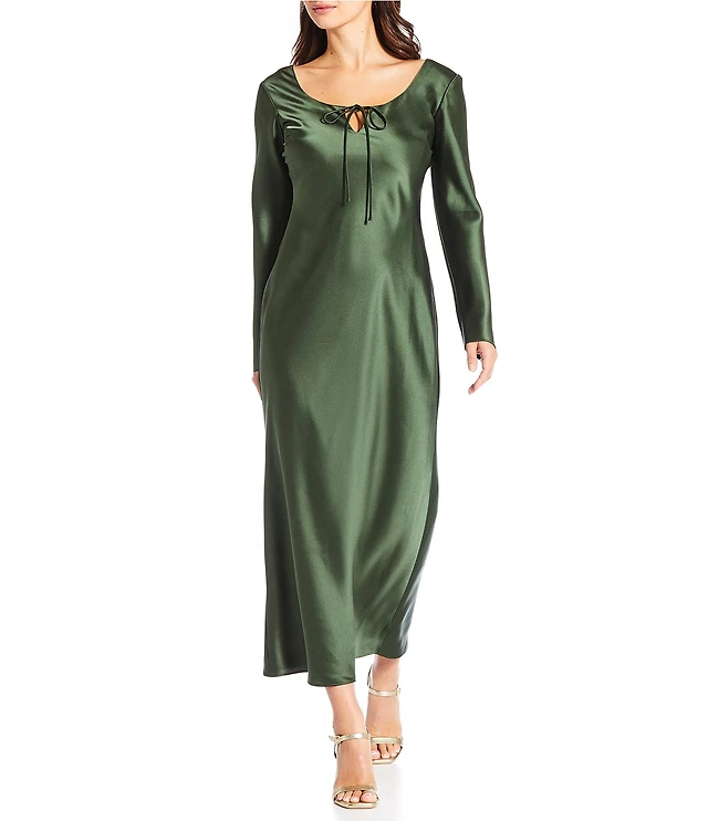 Gianni Bini Luna Scoop Neckline Long Sleeve Stain Slip Maxi Dress at  Hamilton Place in Chattanooga, TN