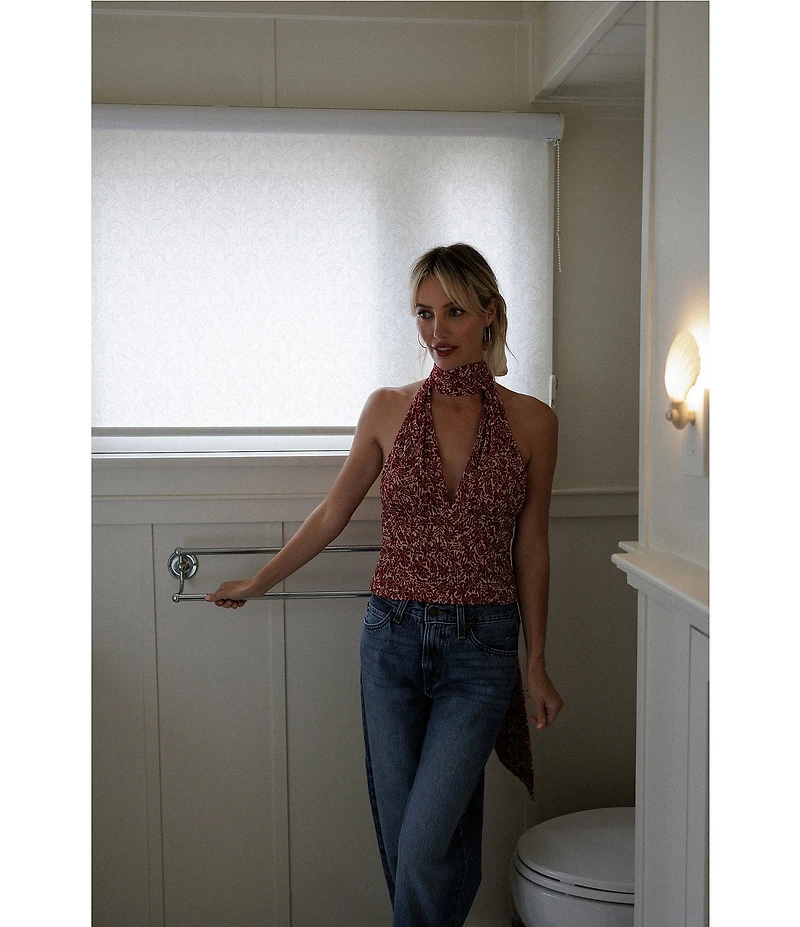 Gianni Bini x Cyd Morris The Van V Neck Sleeveless Crinkle Halter Top