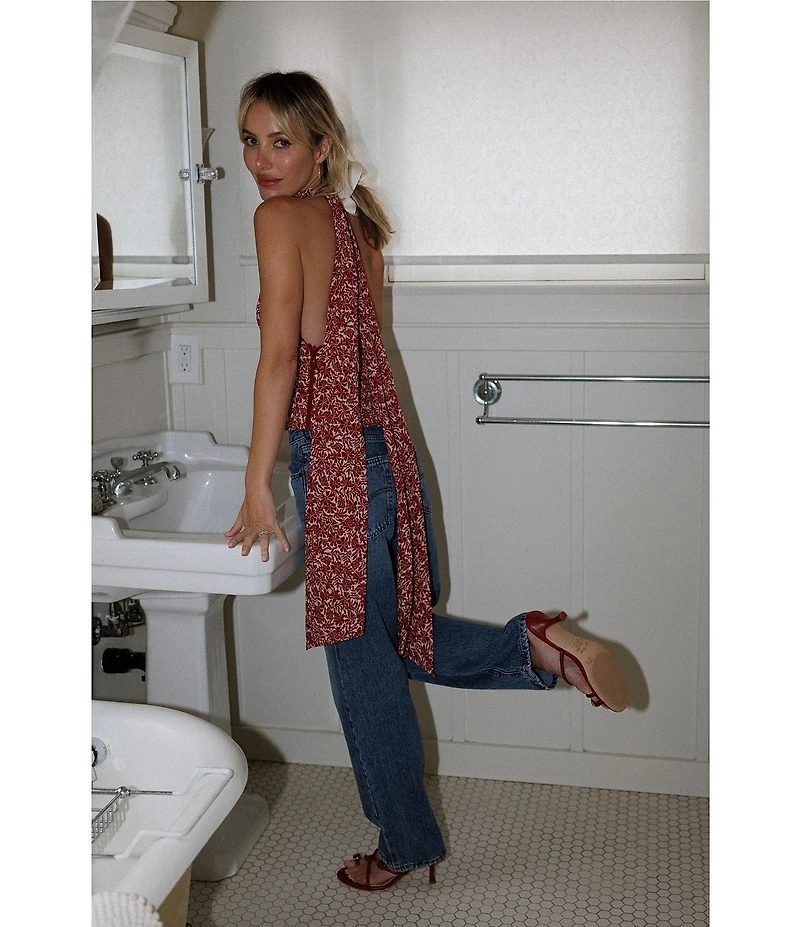 Gianni Bini x Cyd Morris The Van V Neck Sleeveless Crinkle Halter Top