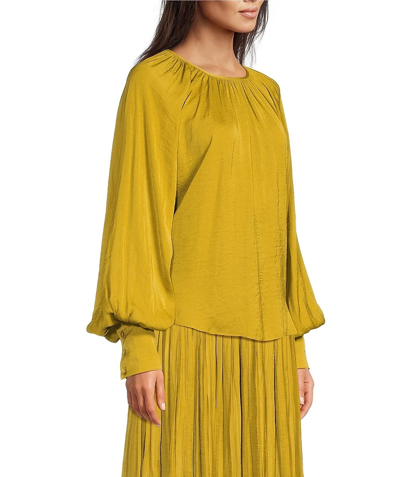 Gibson & Latimer Coordinating Woven Moonshadow Ruched Crew Neck Long Sleeve Cuffed Blouse