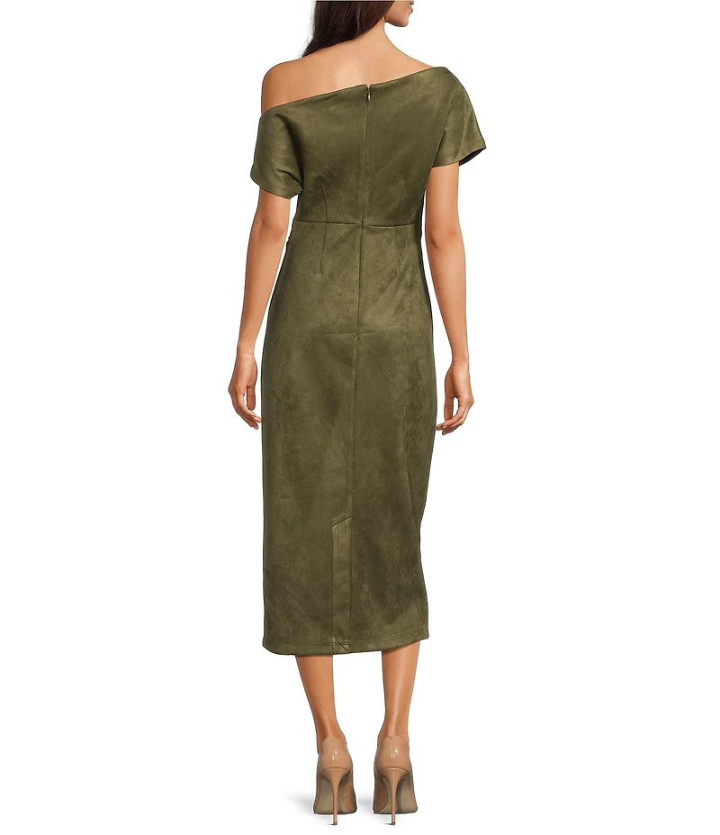 Gibson & Latimer Faux Suede Asymmetric Neck One Shoulder Off-The-Shoulder Short Sleeve Ruched Sheath Midi Dress