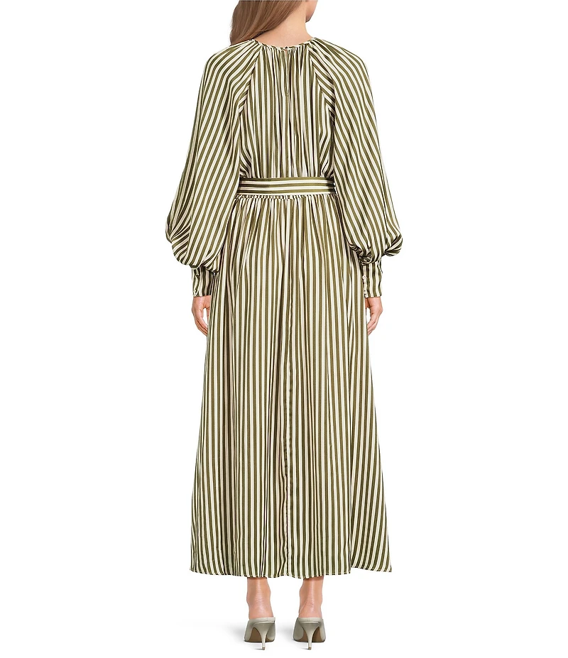 Gibson & Latimer Striped Round Neck Long Sleeve Maxi Dress