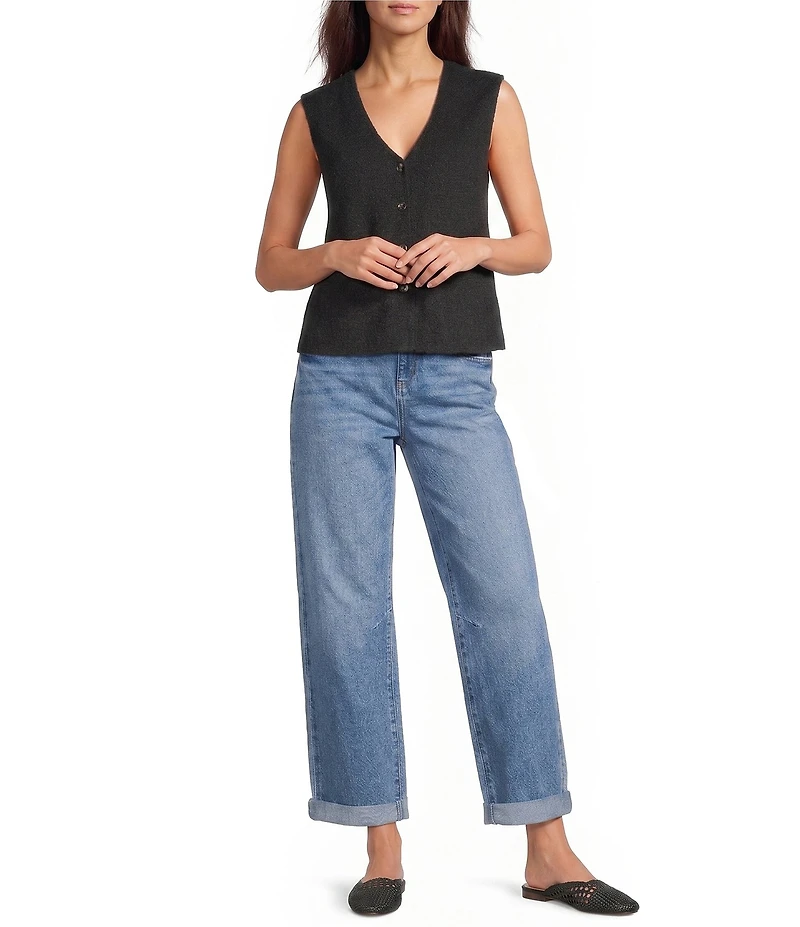 Gibson & Latimer Textured V-Neck Sleeveless Knit Button Front Vest