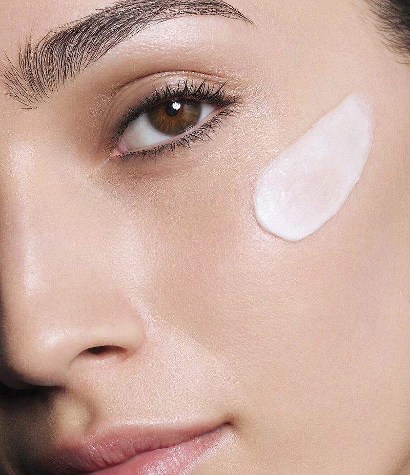 Giorgio Armani Crema Nera The Remodeling Sheer Cream