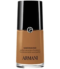Giorgio Armani Luminous Silk Natural Glow Blurring Foundation with 24 Hour Wear