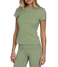 GOLD HINGE Essential Short Sleeve Crew Neck Top