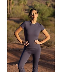 GOLD HINGE Essential Short Sleeve Crew Neck Top