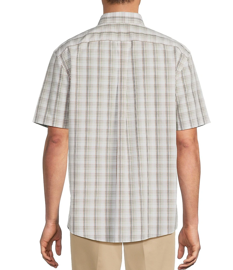 Gold Label Roundtree & Yorke Full Fit Non-Iron Plaid Poplin Short Sleeve Sport Shirt