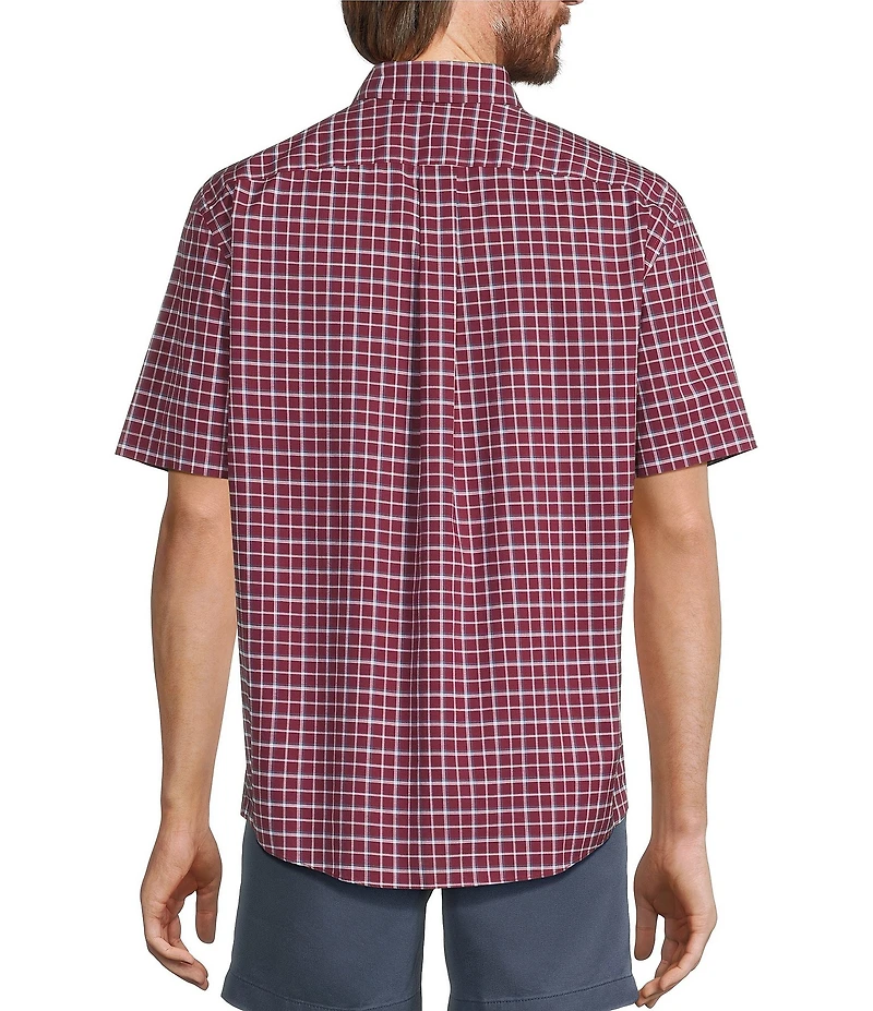 Gold Label Roundtree & Yorke Non-Iron Short Sleeve Medium Plaid Pattern Sport Shirt