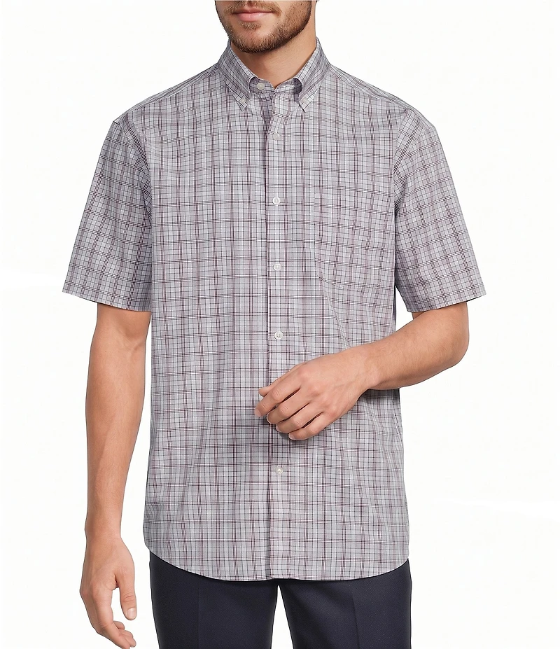 Gold Label Roundtree & Yorke Non-Iron Short Sleeve Medium Plaid Poplin Sport Shirt