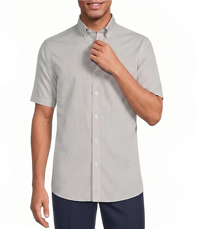 Gold Label Roundtree & Yorke Slim Fit Non-Iron Short Sleeve Check Sport Shirt