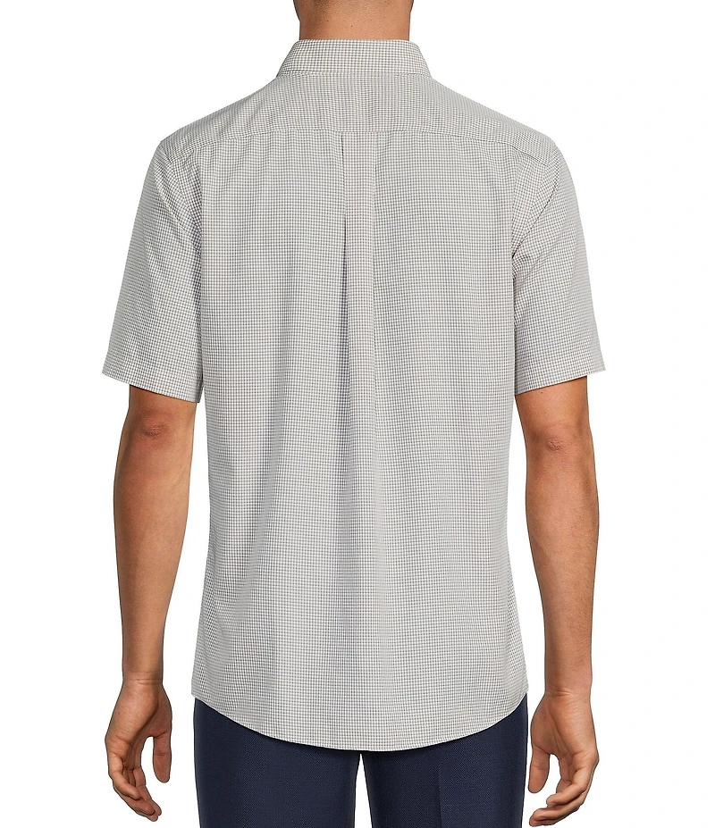 Gold Label Roundtree & Yorke Slim Fit Non-Iron Short Sleeve Check Sport Shirt