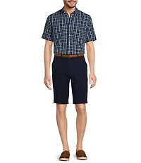 Gold Label Roundtree & Yorke Slim Fit Non-Iron Short Sleeve Medium Plaid Pattern Sport Shirt
