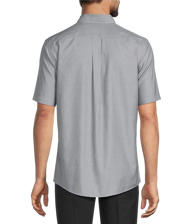 Gold Label Roundtree & Yorke Slim Fit Non-Iron Short Sleeve Solid Sport Shirt