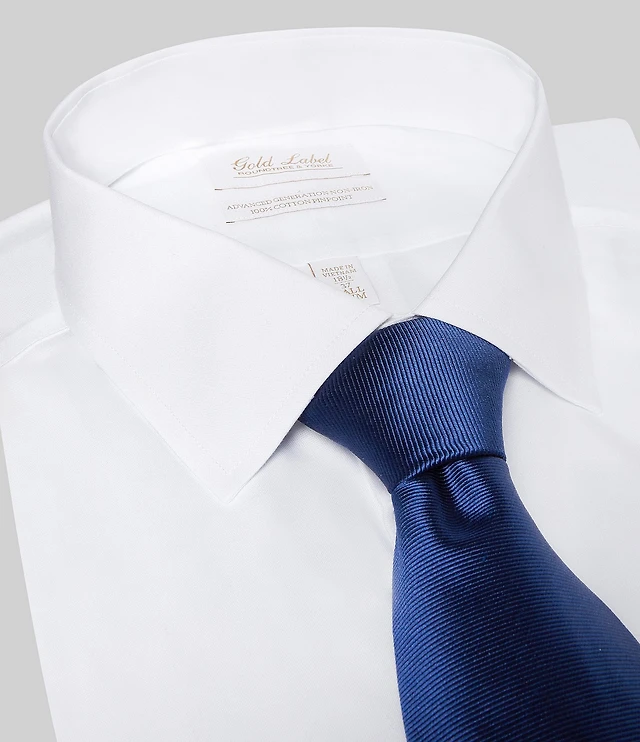 Roundtree & Yorke Gold Label Roundtree & Yorke Fitted Non-Iron Point Collar Dress  Shirt at Hamilton Place in Chattanooga, TN