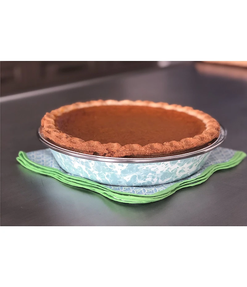 Golden Rabbit Enamelware Swirl Pie Plate