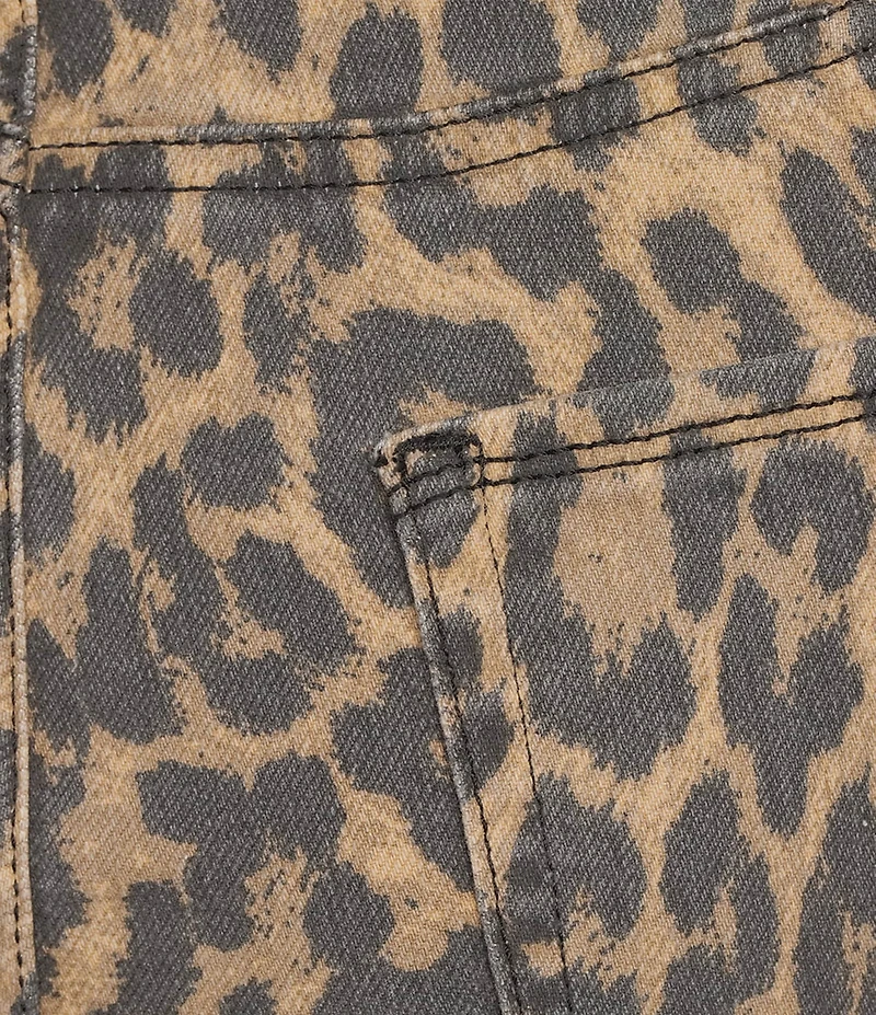 Good American Plus Good Icon Leopard Print Mid Rise Straight Leg Diamond Cutout Jeans