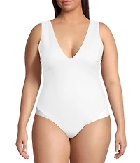 Good American Plus Size Sculpting Deep V-Neck Sleeveless Bodysuit