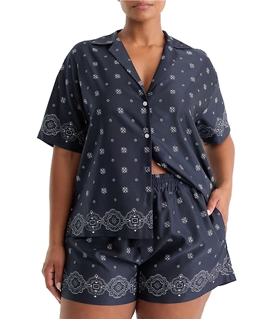 Good American Plus Size The Camp Bandana Print Notch Collar Short Sleeve Button Front Shirt