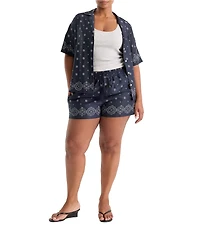 Good American Plus Size The Camp Bandana Print Notch Collar Short Sleeve Button Front Shirt