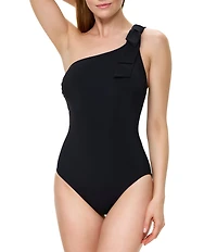 Gottex Modern Muse Solid One Shoulder One Piece Swimsuit