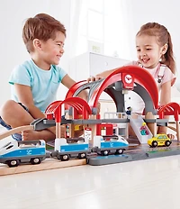 Hape Grand City Train Station