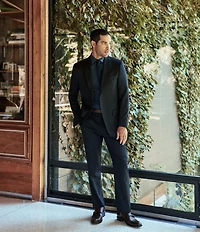 Hart Schaffner Marx New York Modern Fit Flat Front Performance 2-Piece Wool Blend Suit