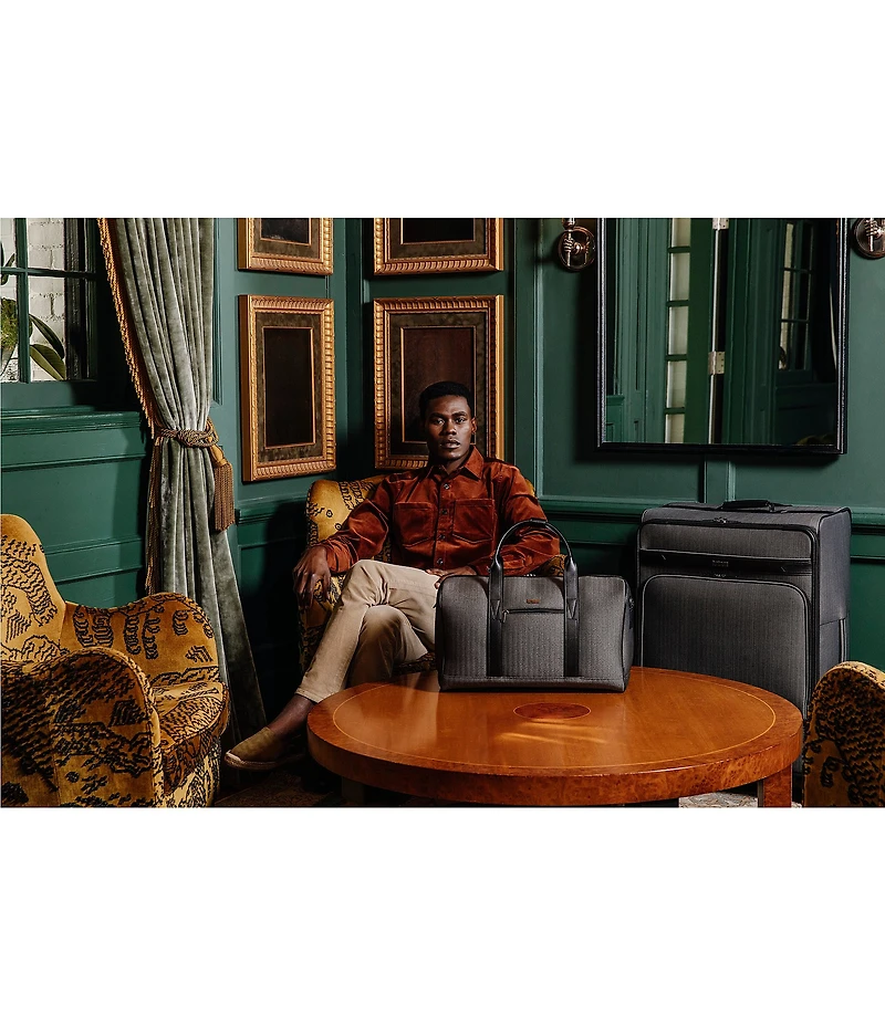 Hartmann Herringbone Deluxe Large Expandable Spinner Suitcase