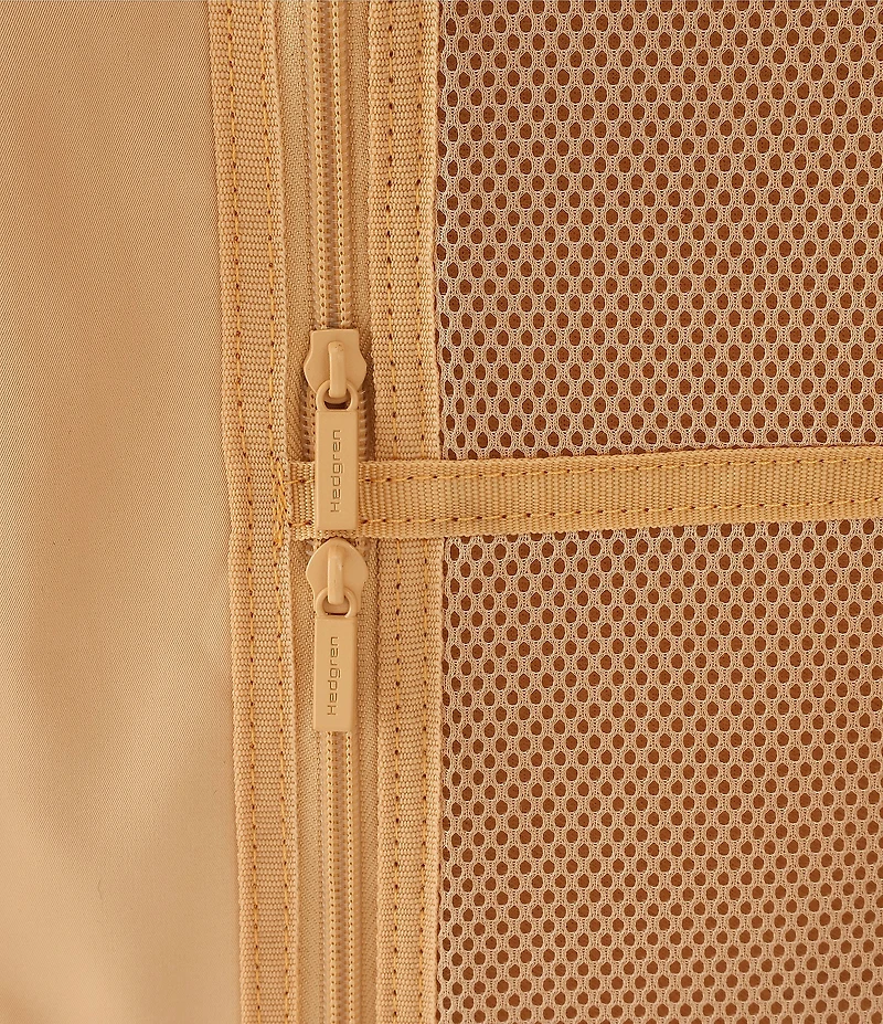 Hedgren Nostos Glossy Hard Side Carry-On Spinner