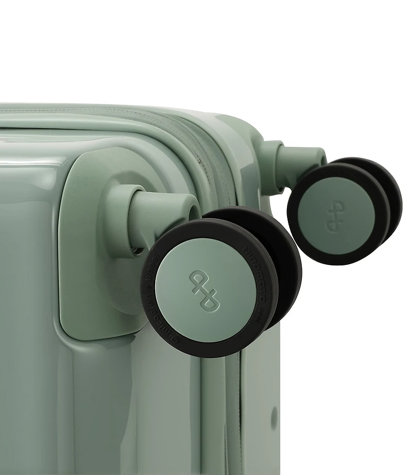 Hedgren Nostos Glossy Hard Side Carry-On Spinner