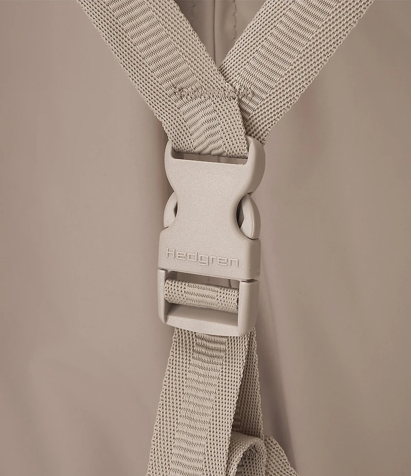 Hedgren Nostos Glossy Hardside Large Expandable Spinner