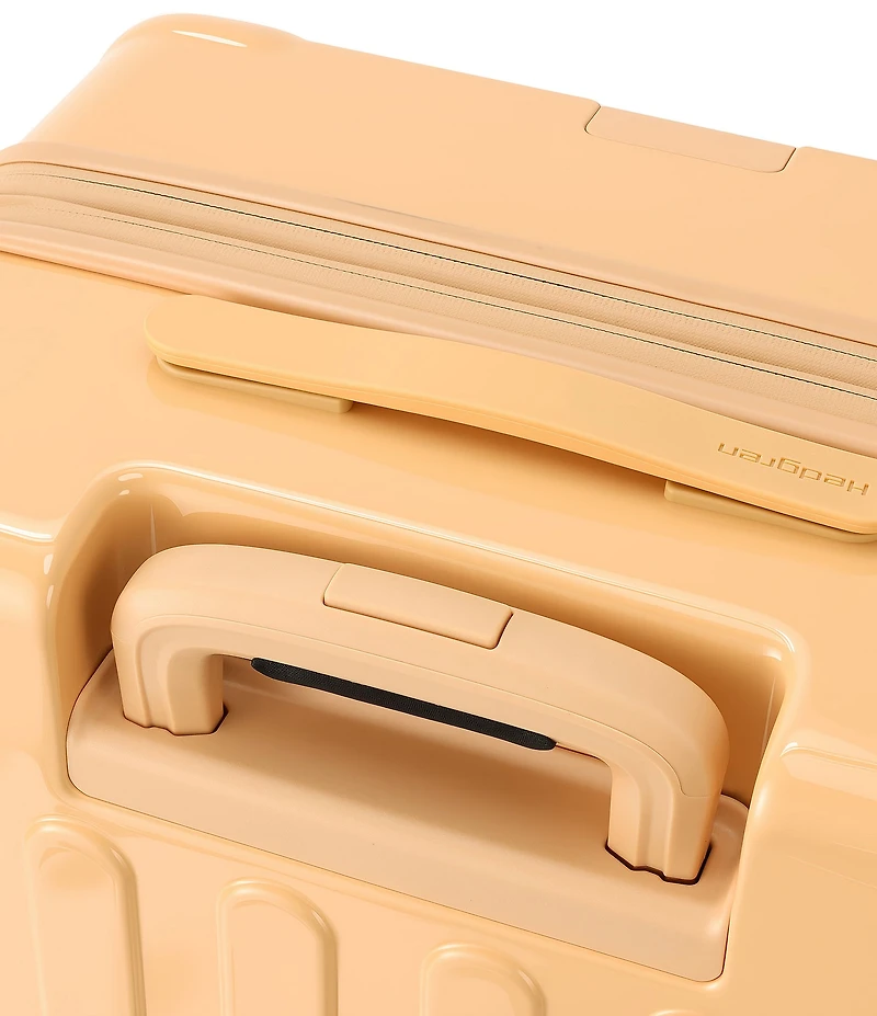 Hedgren Nostos Glossy Hardside Medium Expandable Spinner