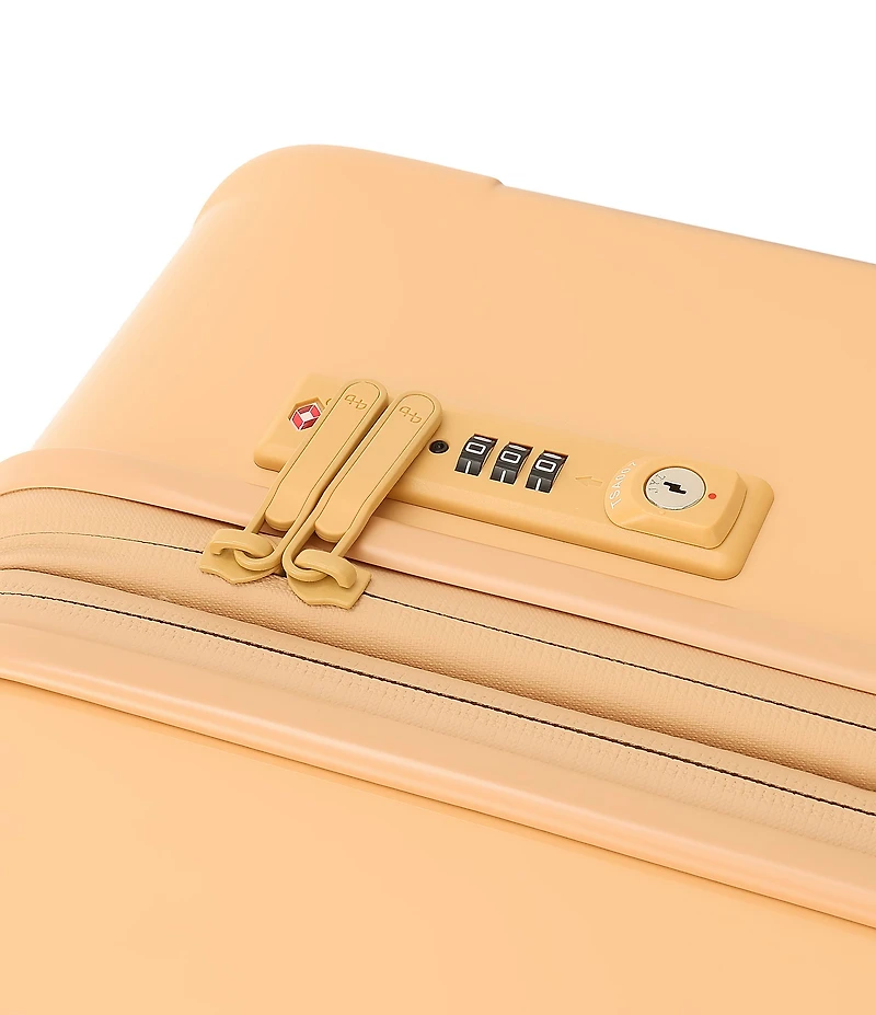 Hedgren Nostos Glossy Hardside Medium Expandable Spinner